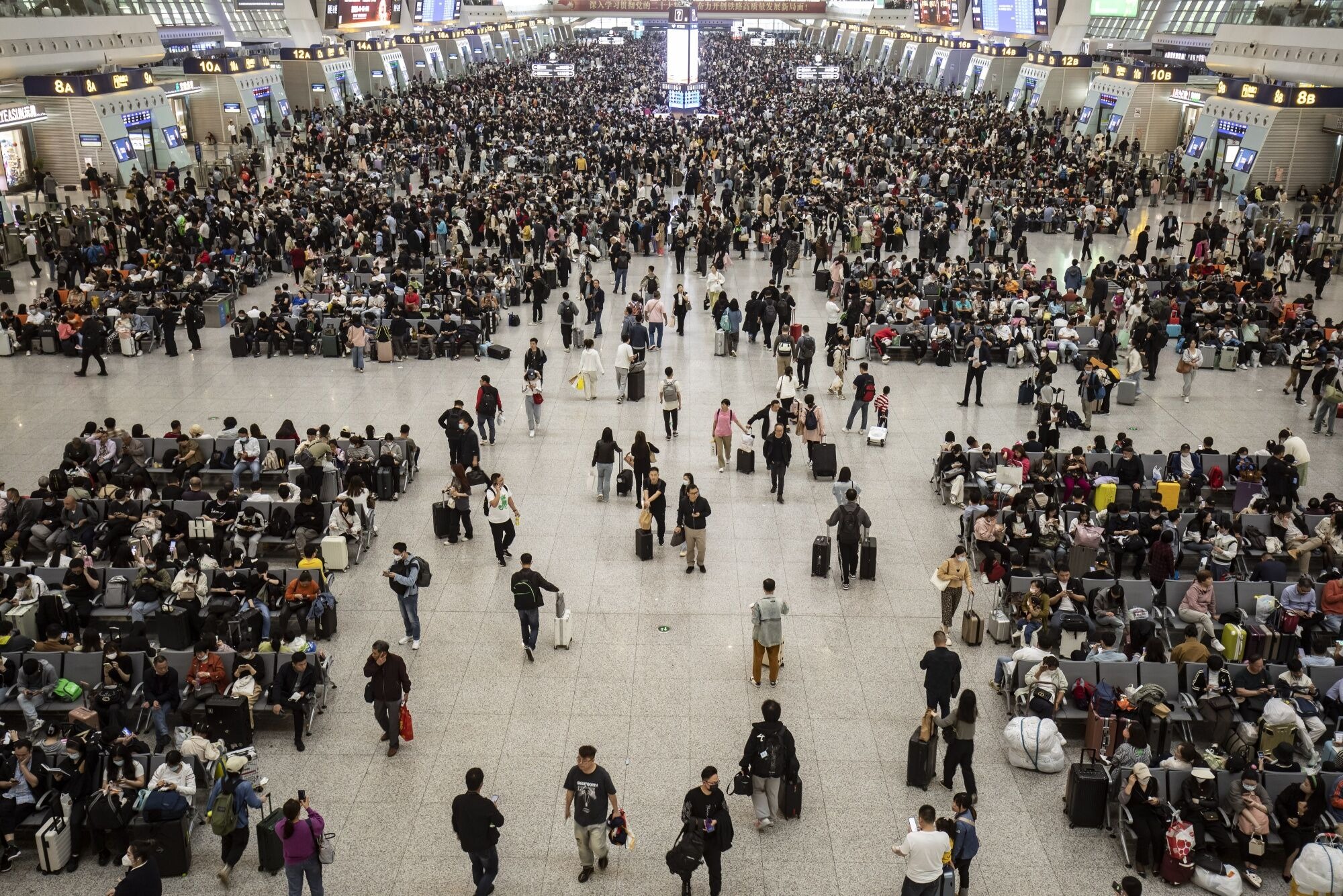 Почему высокоскоростные поезда — самый любимый транспорт в Китае