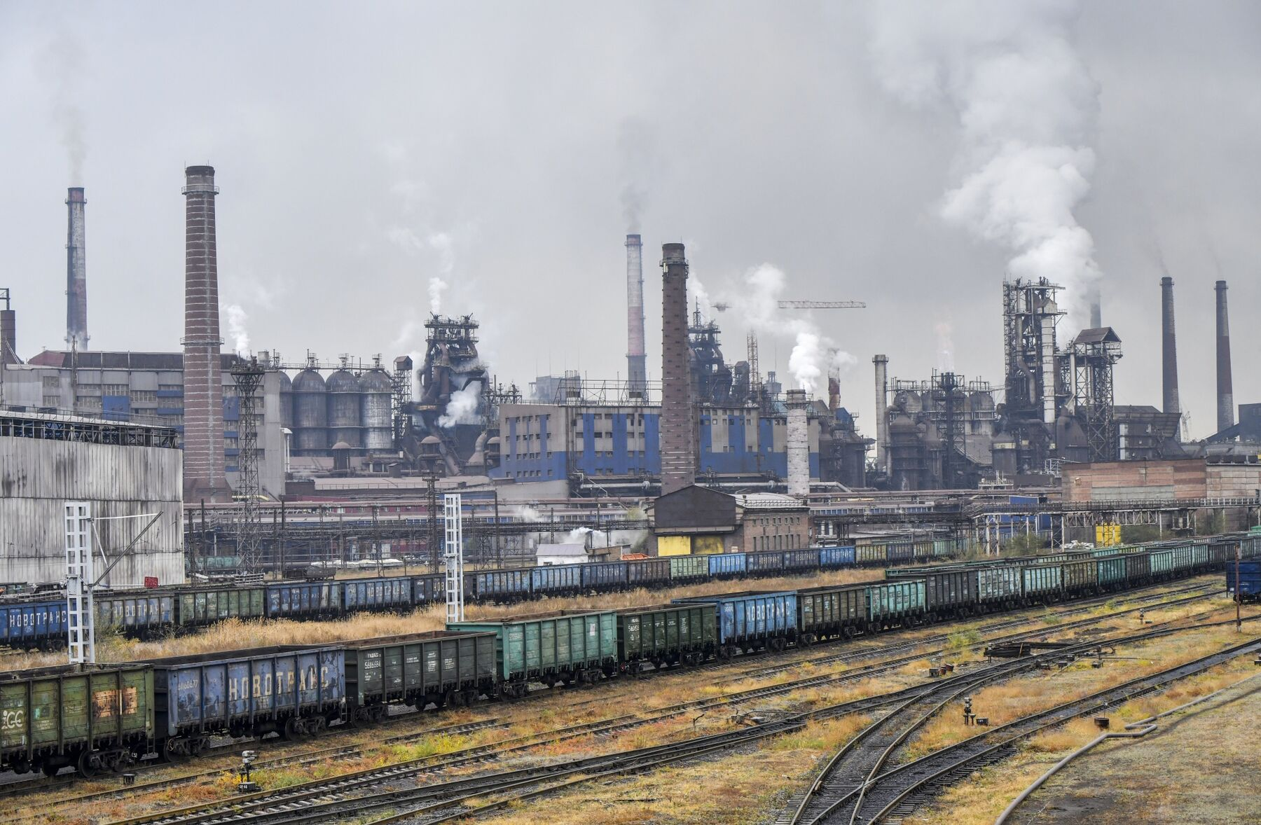 Китайские инженеры поддерживают работу российских металлургических печей